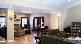 A+ Open Concept Kitchen/Great Room/Living/Foyer
