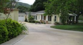 Charming Sand Canyon Cottage
