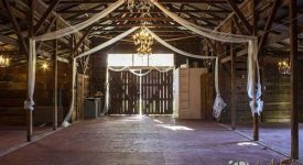 LAFL – Barn House