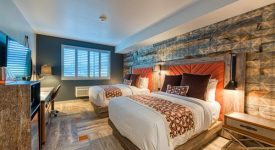 Hotel Lexen – Old Town Newhall