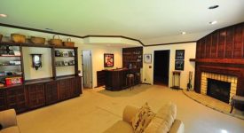 Valley St House