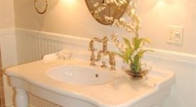 American Victorian style with Bed and Breakfast charm