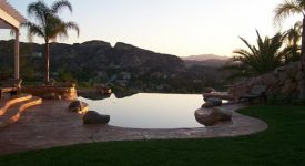 Hilltop Castaic Private Home/Acreage