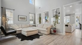 Two first level living rooms - 23904 lakeside